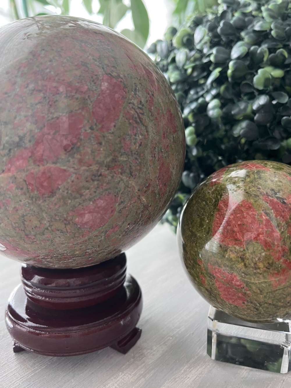 Unakite sphere - Picture 3 of 5